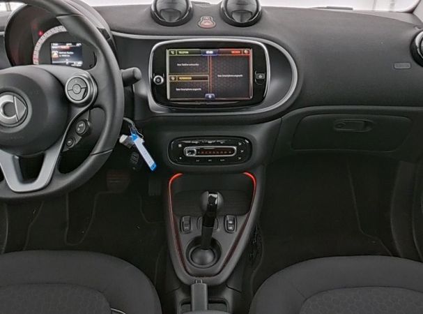 Smart ForTwo EQ 60 kW image number 3