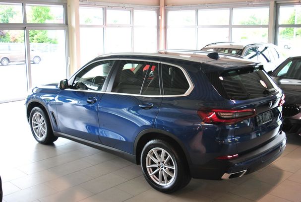 BMW X5 xDrive 250 kW image number 5