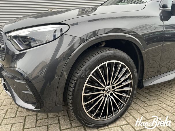 Mercedes-Benz GLC 300 e AMG 230 kW image number 5