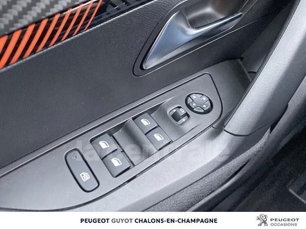 Peugeot 2008 1.2 PureTech 74 kW image number 9