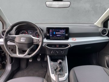 Car image 14