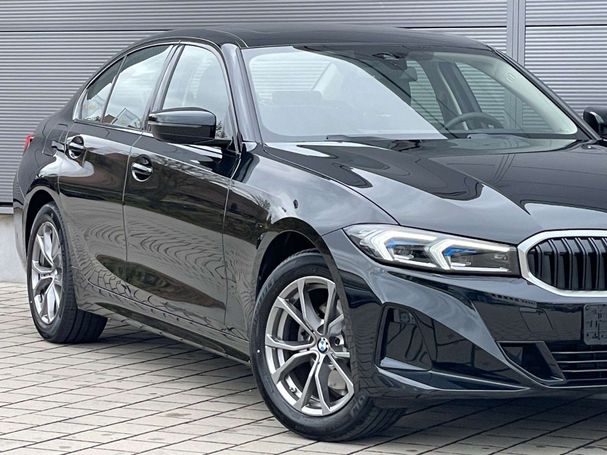 BMW 320i xDrive 135 kW image number 3