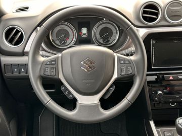 Car image 17