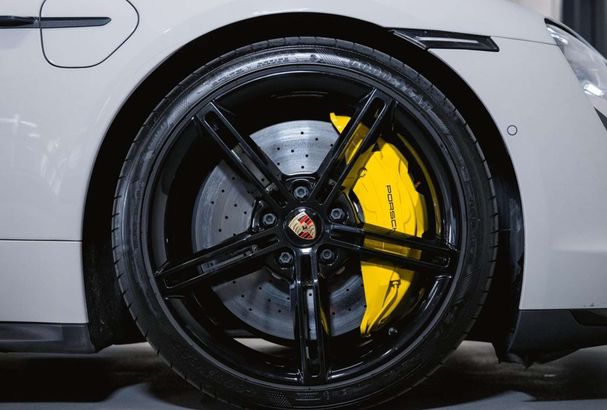 Porsche Taycan Turbo S 560 kW image number 30