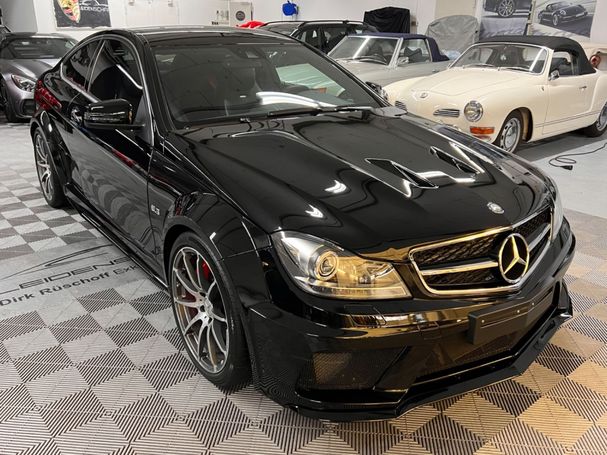 Mercedes-Benz C 63 AMG C Black Series 380 kW image number 7