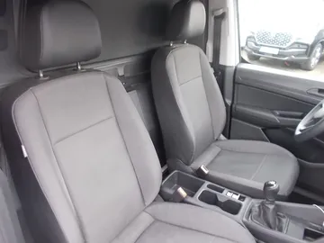 Car image 39
