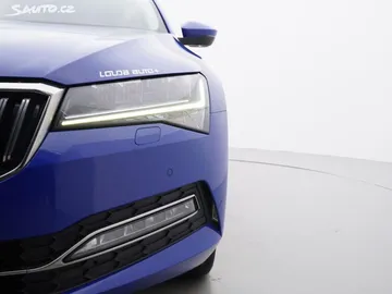 Car image 34