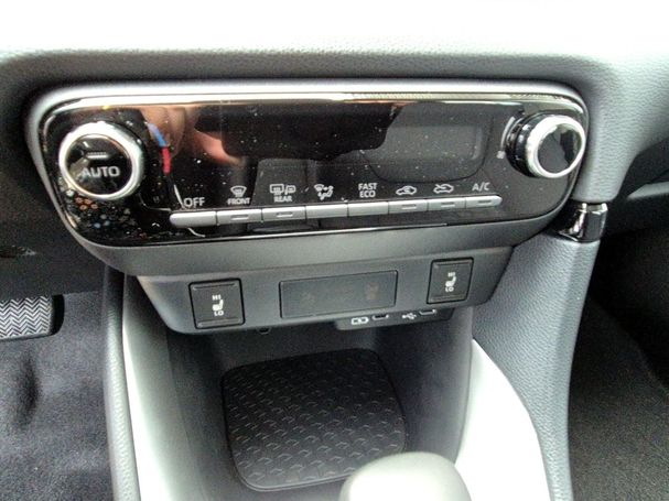 Mazda 2 Hybrid 85 kW image number 14