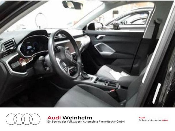 Audi Q3 35 TFSI S-line 110 kW image number 2