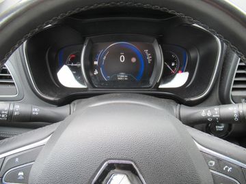 Car image 30