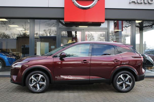 Nissan Qashqai DIG-T N-CONNECTA 103 kW image number 4