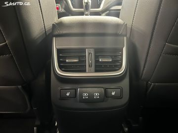 Car image 37