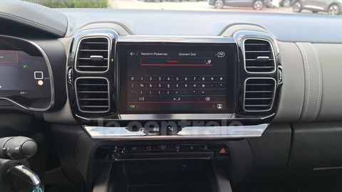 Car image 31