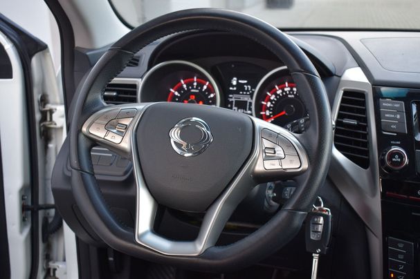 SsangYong Tivoli E-XGi 160 2WD 94 kW image number 12