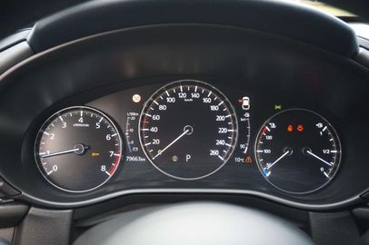 Car image 31