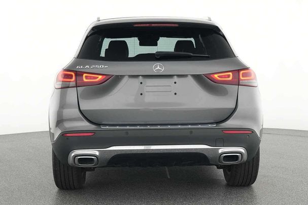 Mercedes-Benz GLA 250 e 160 kW image number 8