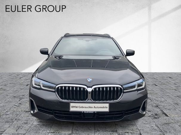 BMW 530 Touring xDrive 215 kW image number 2