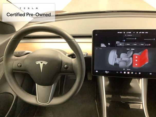 Tesla Model 3 Long Range AWD 258 kW image number 15