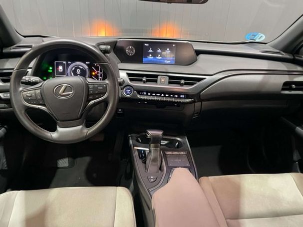 Lexus UX 250h 135 kW image number 6