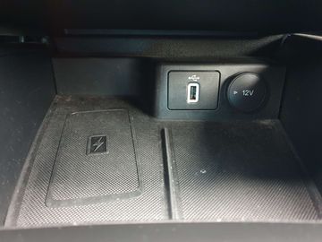 Car image 37