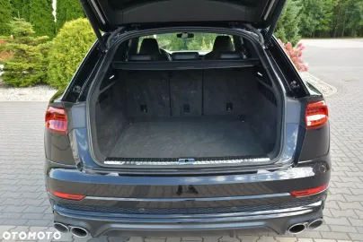 Car image 38
