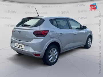 Car image 5