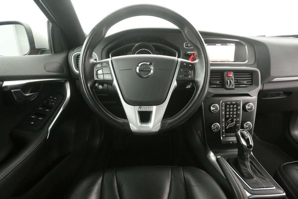 Volvo V40 T3 112 kW image number 7