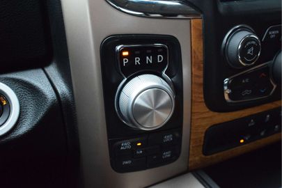 Car image 31