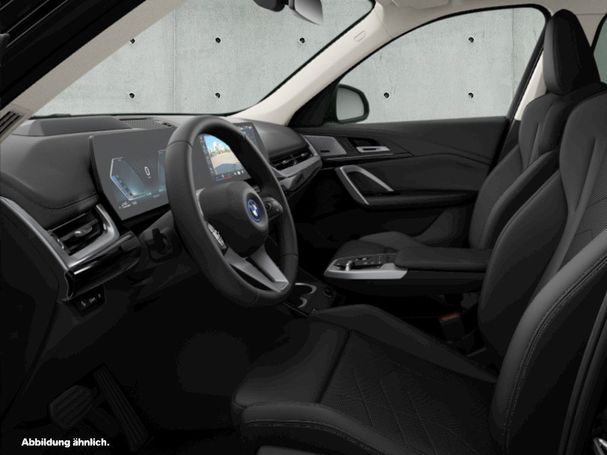 BMW X1 xDrive25e 180 kW image number 4