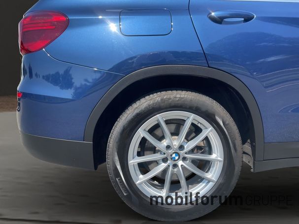 BMW X3 xDrive20d Advantage 140 kW image number 22