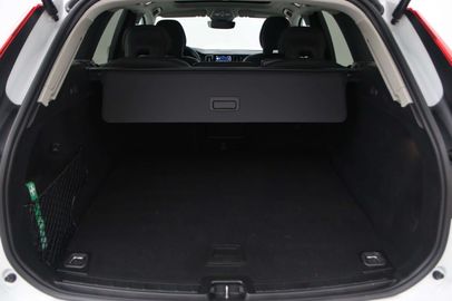 Car image 48