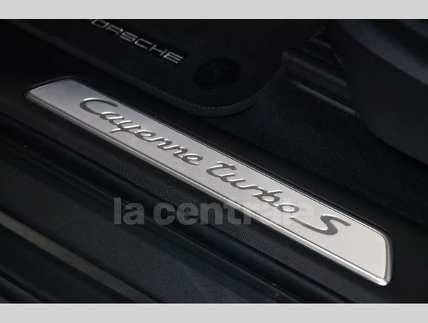 Porsche Cayenne Turbo S E-Hybrid Tiptronic 500 kW image number 40