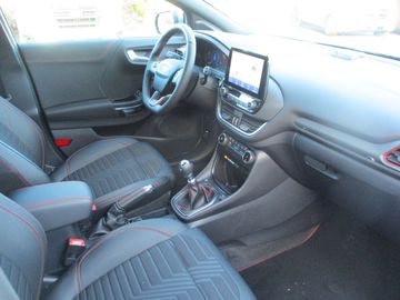 Car image 13