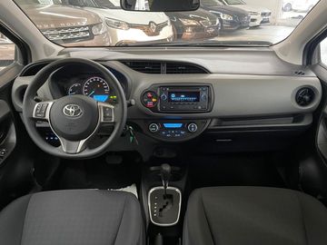 Car image 8