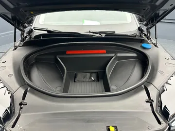 Car image 35