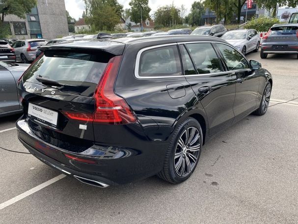 Volvo V60 Inscription Expression AWD Recharge 251 kW image number 3