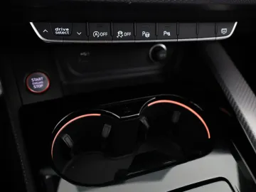 Car image 41
