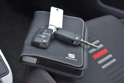 Car image 39