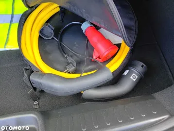 Car image 39