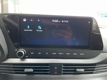 Car image 24