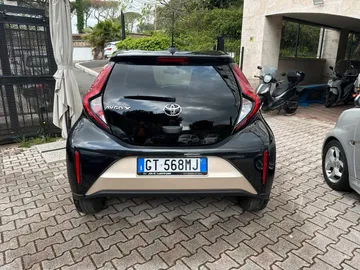 Car image 5