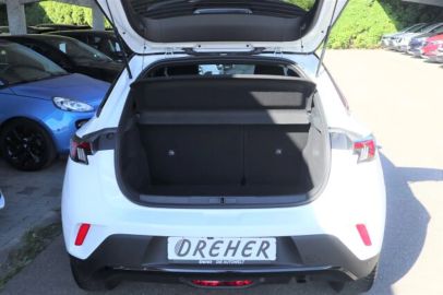 Car image 25