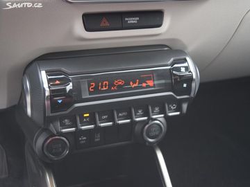 Car image 26