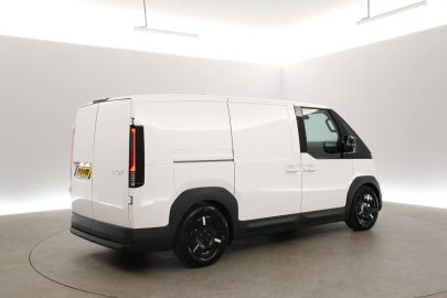 Car image 28