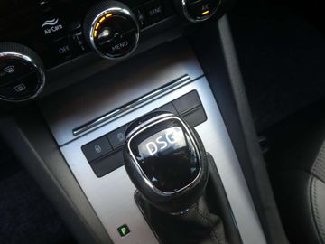 Car image 40