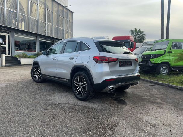 Mercedes-Benz GLA 180 d 85 kW image number 4