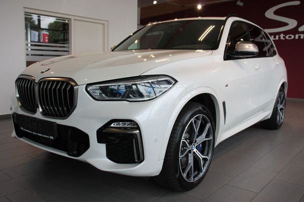 BMW X5 M50i xDrive 390 kW image number 1