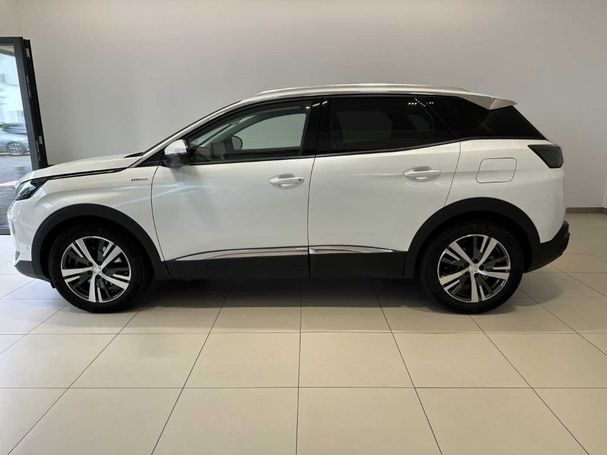 Peugeot 3008 Hybrid e-EAT8 165 kW image number 4