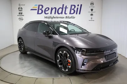 Car image 2