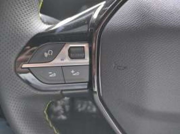 Peugeot 2008 PureTech 130 96 kW image number 16